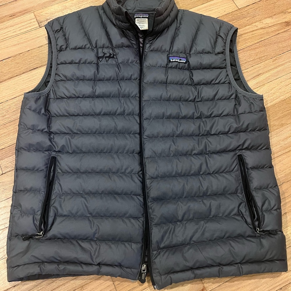 Patagonia Men's Charcoal Quilted Vest